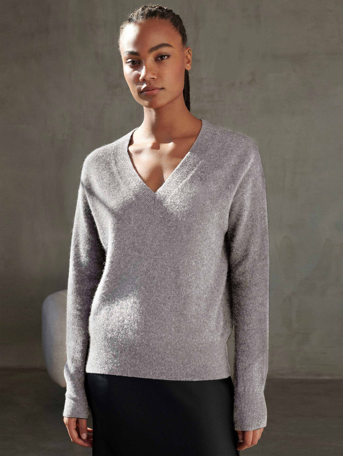 Gray Cashmere V Neck Sweater U41612