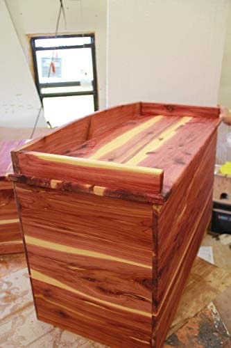 42" Cedar Storage Chest U6447