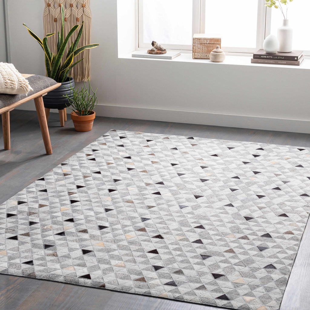 Black Gray Brown 2' x 3' Area Rug B6982