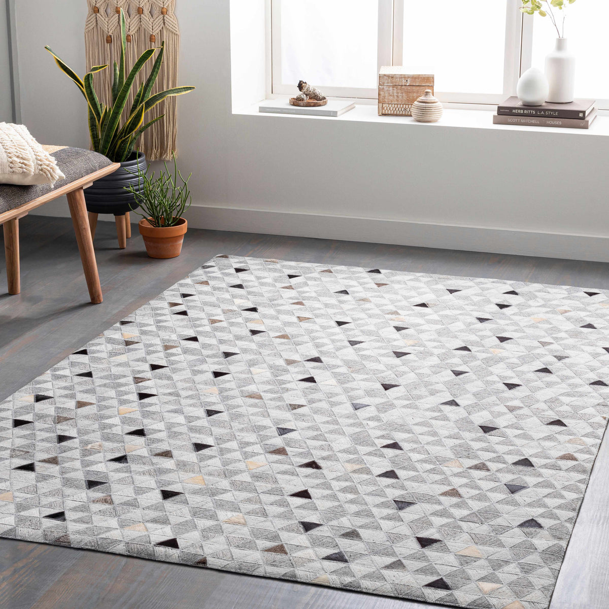 Black Gray Brown 2' x 3' Area Rug B6982