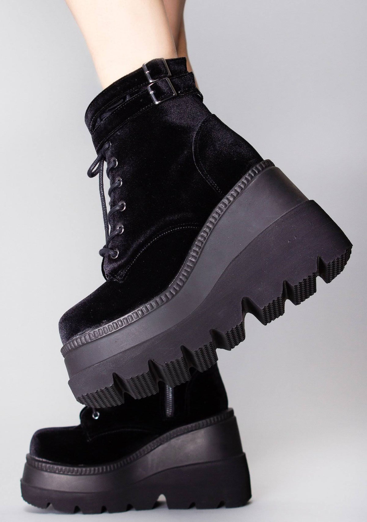 Black Velvet Shoes A970