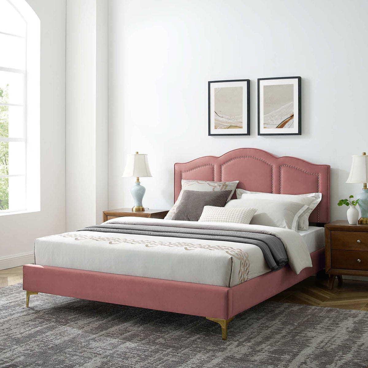 King Platform Bed in Dusty Rose S92873