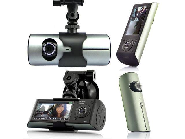 Dual Camera Dashcam with 2.7 Split Screen LCD and GPS D23591
