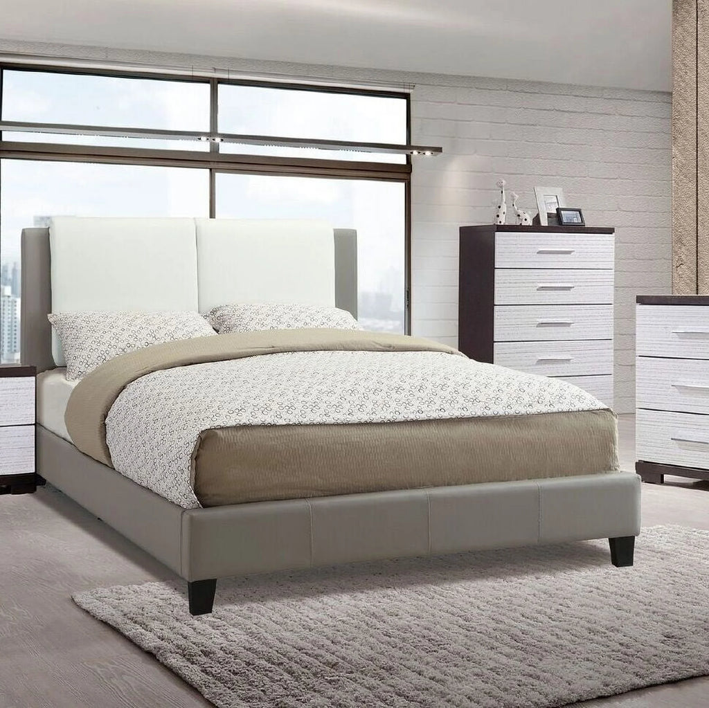Queen Size White Faux Leather Upholstered Bed Z2559