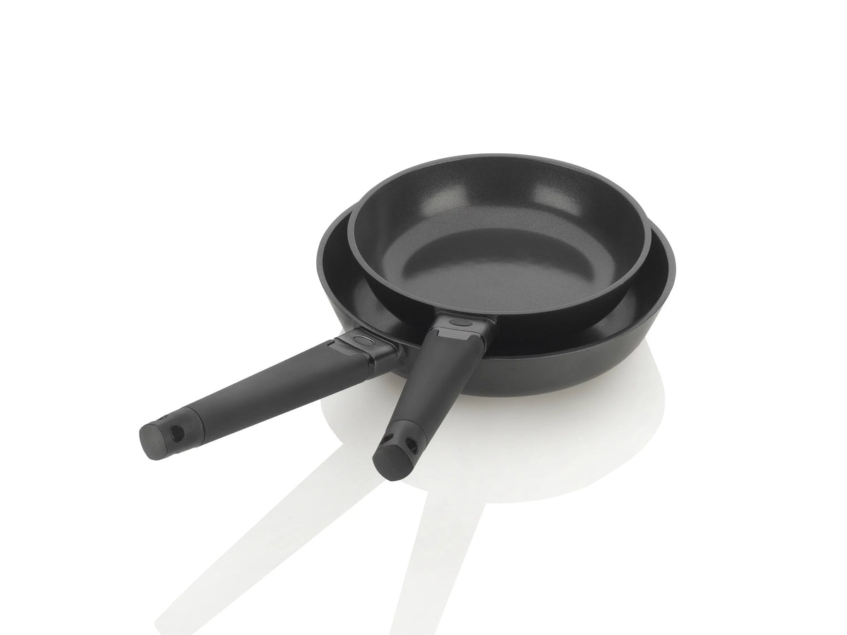 2pc Cast Aluminum Ceramic Nonstick Skillet Set E284365