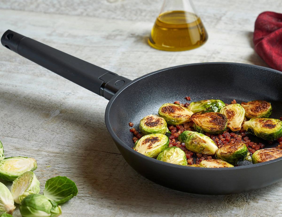 2pc Cast Aluminum Ceramic Nonstick Skillet Set E284365